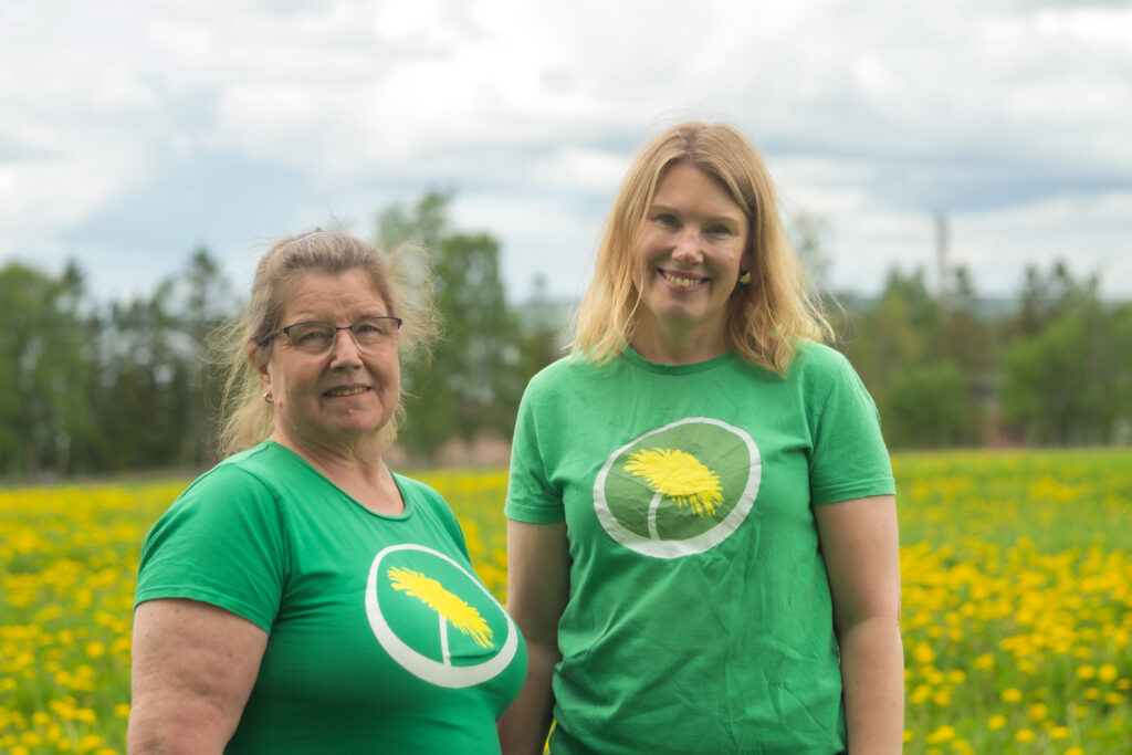 Eva Ljungdahl och Linda Andersson, kandidater för Miljöpartiet i Krokom