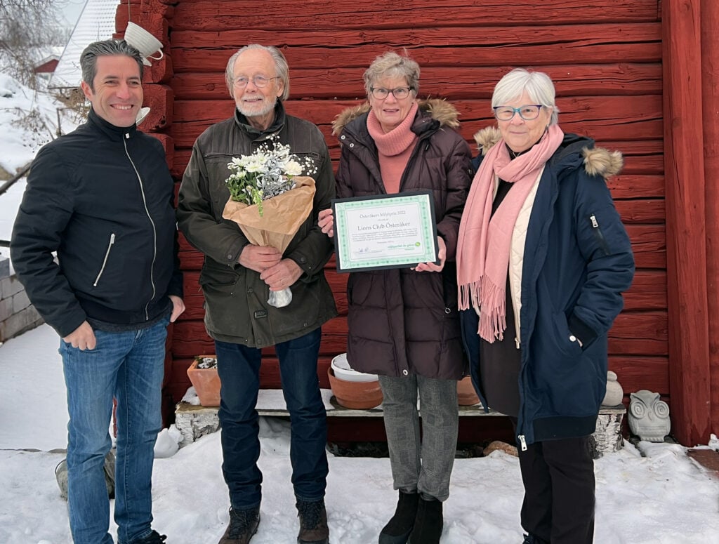 Mattias Lafvas ordförande MP, Olle Lindblom Lions, Agneta Andersson president Lions, Margareta Rekola, Lions