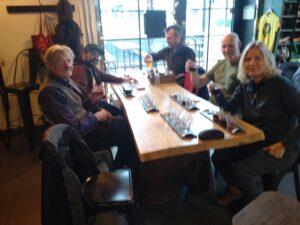 MP Knivsta besöker lokalt taproom