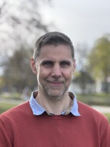Porträtt på Alberto Savani, nummer 4 på Miljöpartiets lista till kommunfullmäktige i Söderköping.